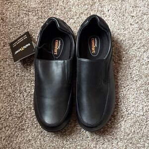 Women’s Nonslip Black Slip-On Shoes